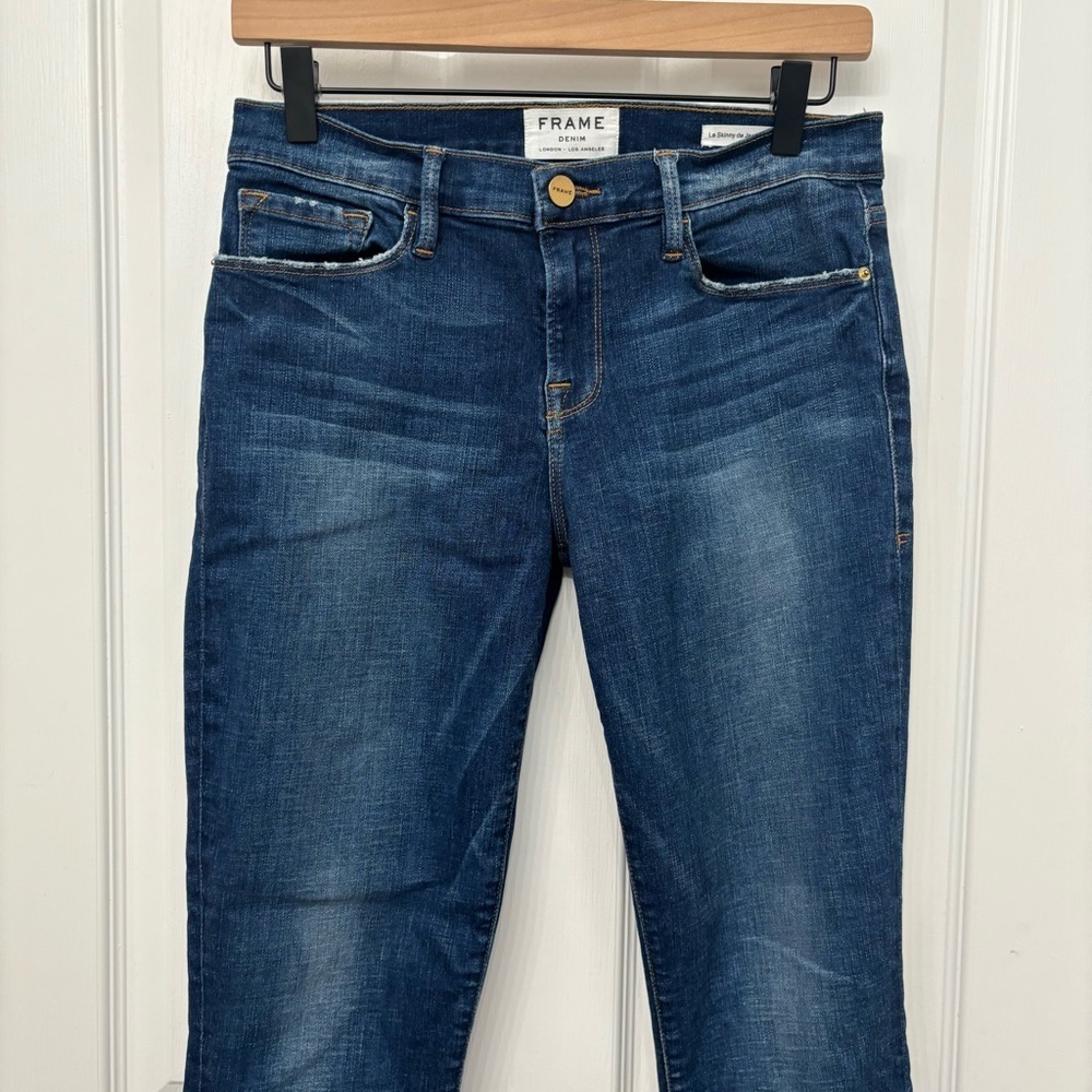 Dark Wash Skinny Crop Jeans | FRAME Size 29 - Picture 3 of 12